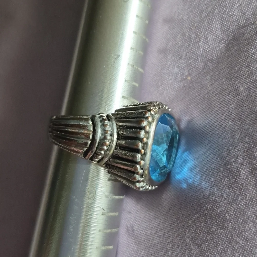 Vintage Checkerboard large Blue Topaz Chunky silver ring size 8